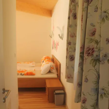 Gaestehaus Zur Schoenen Aussicht Pensjonat 3*