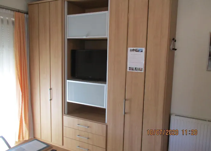 Gaestehaus Zur Schoenen Aussicht Gæstehus 3*